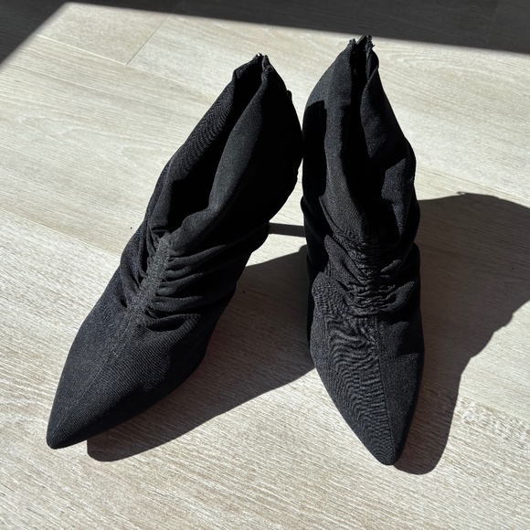IMPO sz7 med stretch slouch black boot heels shoes - Picture 1 of 10